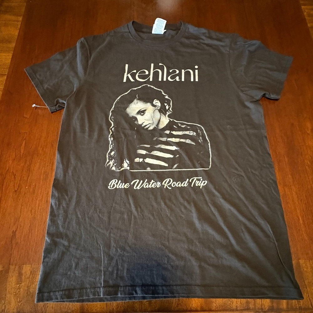 Kehlani Blue Water Road Trip Graphic T‎ Shirt Medium R&B Concert Tour Tee